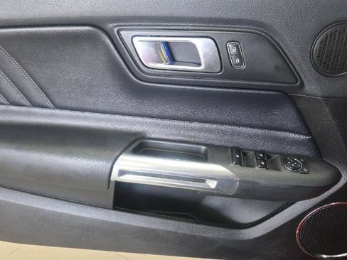 Used 2021 Ford Mustang GT Premium RWD image 9