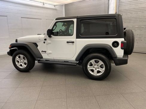 Certified 2023 Jeep Wrangler Sport AWD/4WD image 9