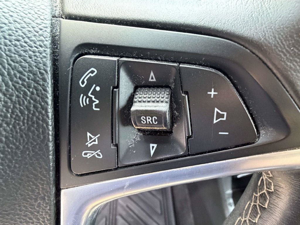 Used 2021 Buick Encore Preferred w/ Safety Package AWD/4WD image 22