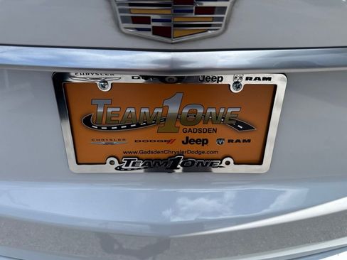 Used 2024 Cadillac XT6 Premium Luxury FWD image 44