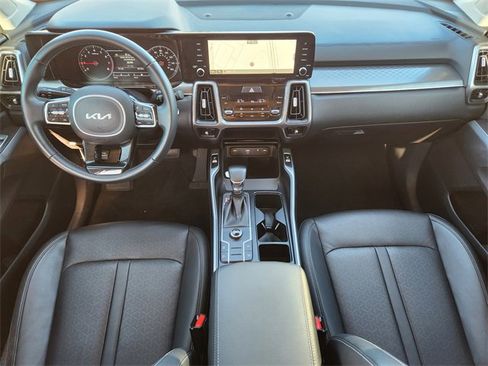 Used 2023 Kia Sorento S image 26