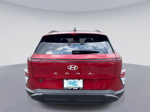 Used 2025 Hyundai Kona SEL image 5