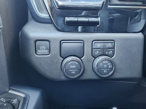 Used 2024 Chevrolet Silverado 1500 High Country w/ Technology Package image 24