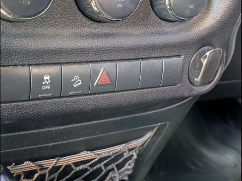 Used 2018 Jeep Wrangler Unlimited Sport w/ Max Tow Package image 15