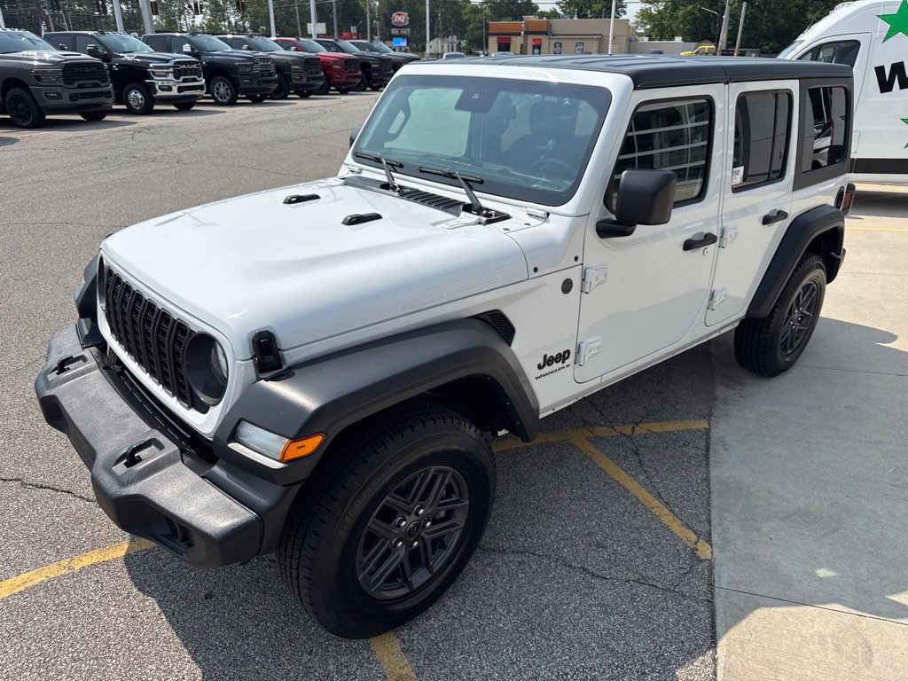 Used 2024 Jeep Wrangler Unlimited Sport AWD/4WD image 13