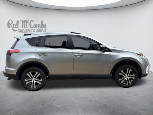 Used 2018 Toyota RAV4 LE FWD image 6