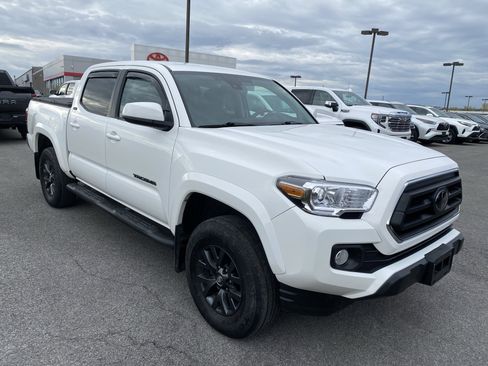 Used 2023 Toyota Tacoma SR5 image 2