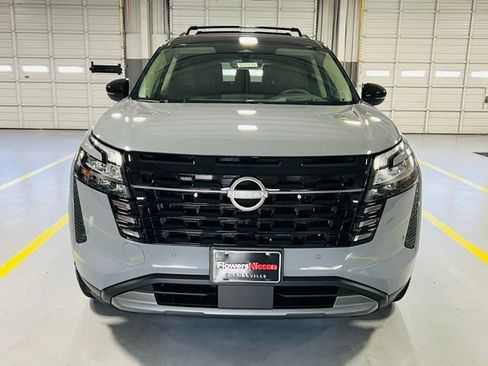 New 2026 Nissan Pathfinder Platinum image 15