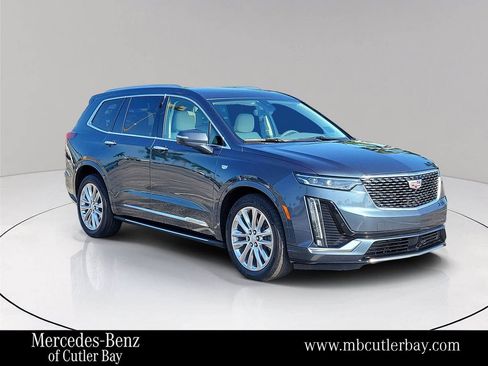 Used 2020 Cadillac XT6 Premium Luxury image 1