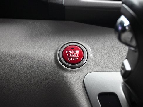 Used 2016 Honda Odyssey Touring Elite image 9