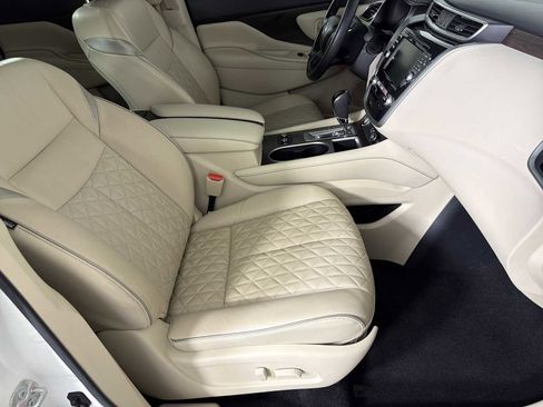 Used 2019 Nissan Murano Platinum image 11