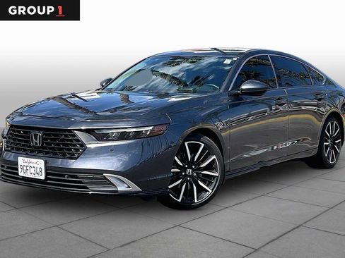 Used 2023 Honda Accord Touring image 1