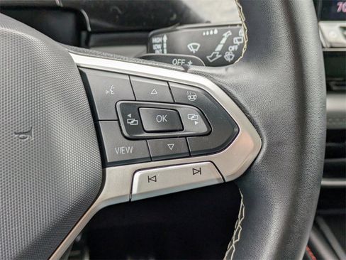 Used 2024 Volkswagen Atlas Peak Edition SE image 27