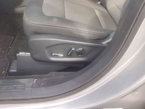 Used 2016 Ford Explorer XLT image 20