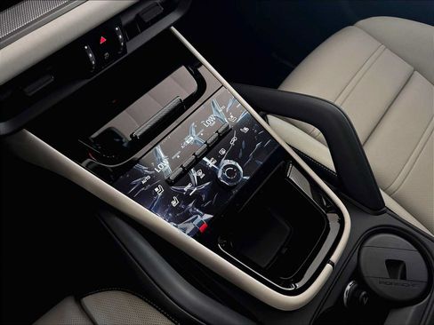 New 2026 Porsche Cayenne AWD/4WD image 18