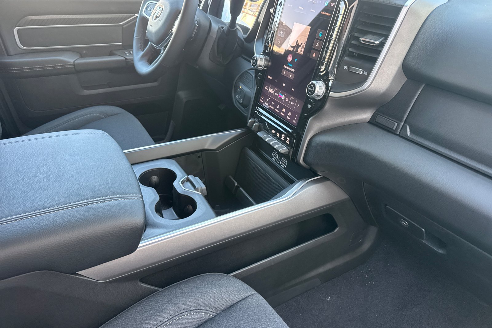 New 2027 RAM 3500 Big Horn AWD/4WD image 14