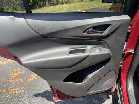 Used 2019 Chevrolet Equinox LT FWD image 37