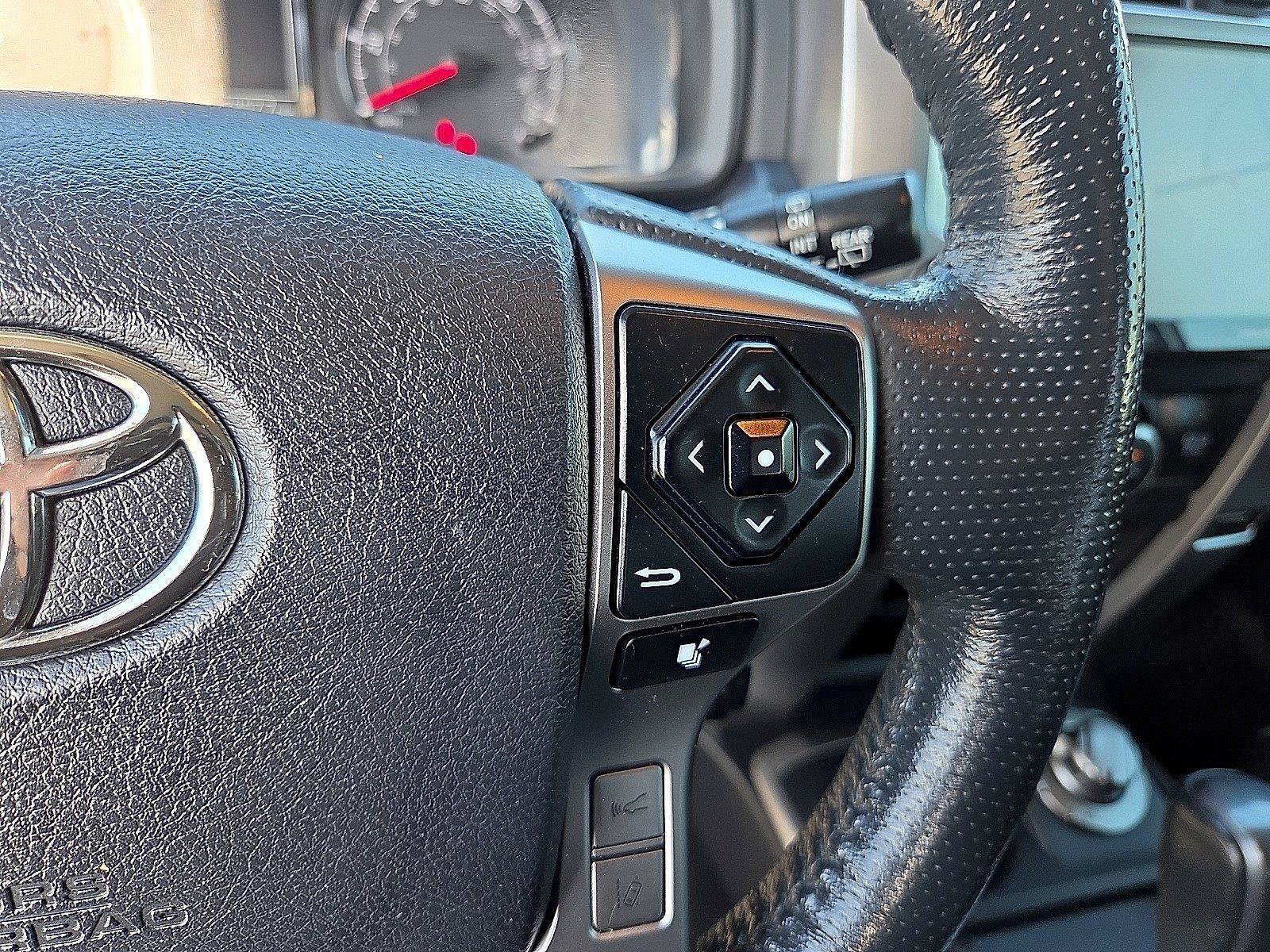 Used 2023 Toyota 4Runner SR5 Premium w/ Moonroof Package AWD/4WD image 21