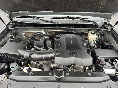 Used 2022 Toyota 4Runner SR5 image 17