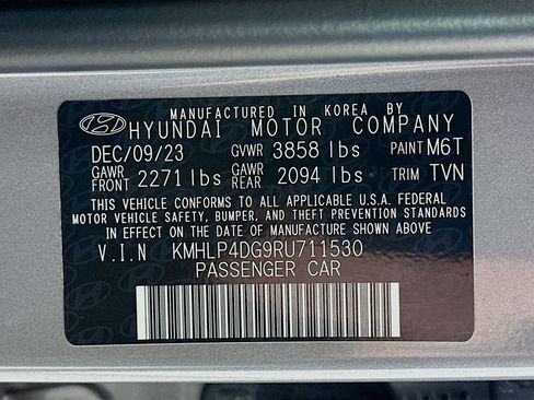 Certified 2024 Hyundai Elantra Limited image 33