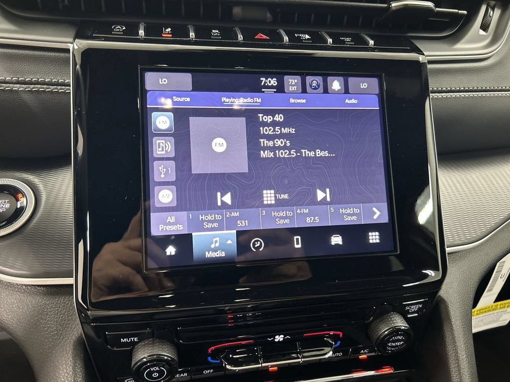 New 2026 Jeep Grand Cherokee Laredo AWD/4WD image 14