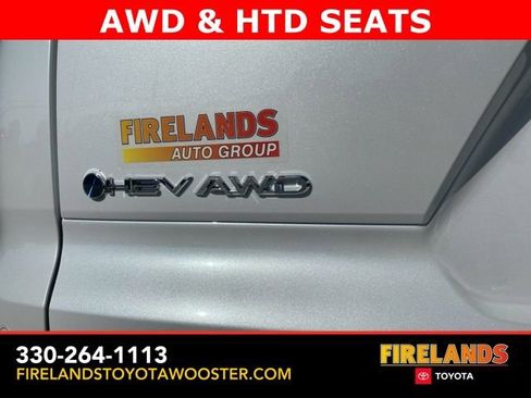 New 2025 Toyota Crown Signia image 17