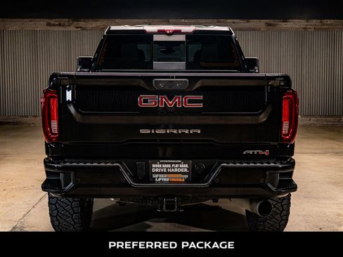 Used 2022 GMC Sierra 2500 AT4 w/ AT4 Preferred Package image 7