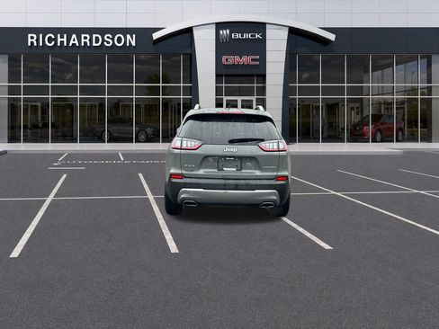 Used 2021 Jeep Cherokee Limited w/ Elite Package AWD/4WD image 4