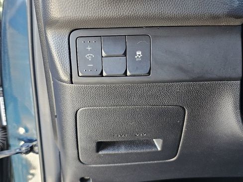 Used 2018 Kia Soul + image 28