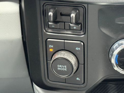 Used 2024 Ford F350 Limited image 25