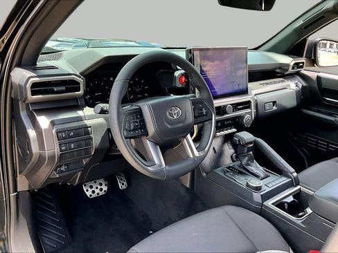 Used 2025 Toyota Tacoma TRD Sport RWD image 17