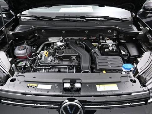 New 2026 Volkswagen Taos SE AWD/4WD image 15