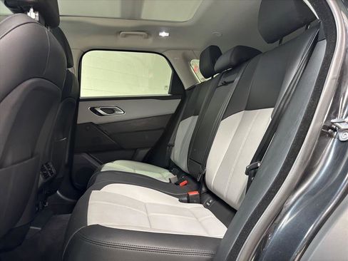Used 2025 Land Rover Range Rover Velar Dynamic SE image 29