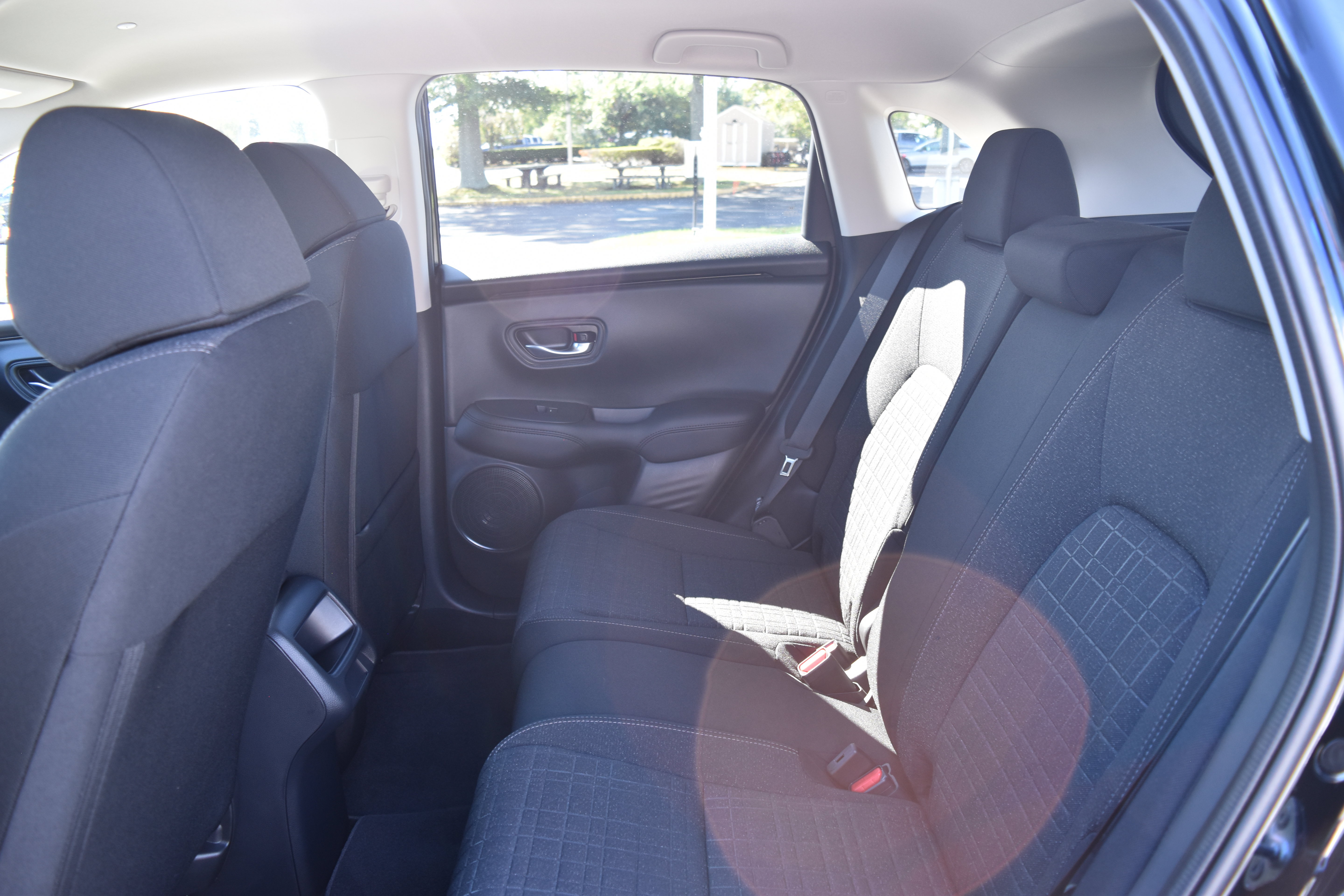 Used 2027 Honda HR-V LX image 25
