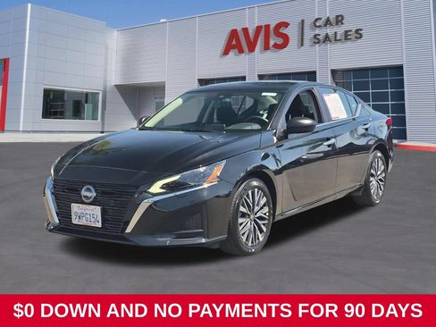 Used 2025 Nissan Altima 2.5 SV AWD/4WD image 1