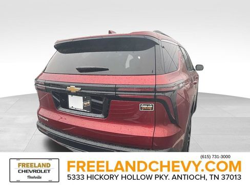 New 2026 Chevrolet Traverse LT w/ LPO, Floor Liner Package image 3