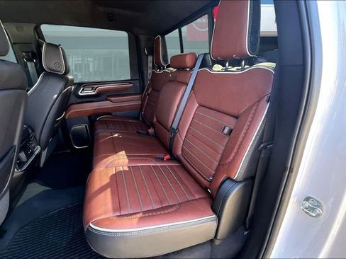 Used 2025 GMC Sierra 2500 Denali Ultimate image 20