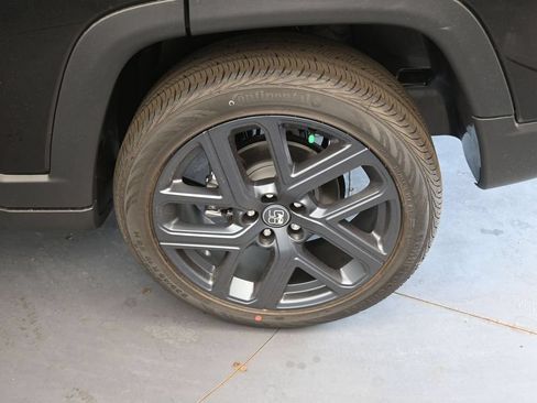 New 2026 Jeep Compass Latitude AWD/4WD image 10