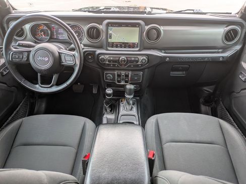 Used 2021 Jeep Wrangler Unlimited Sport image 18
