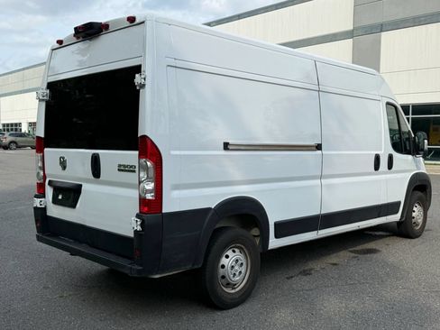 Used 2023 RAM ProMaster 2500 FWD image 9