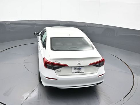 Used 2024 Honda Civic EX image 39