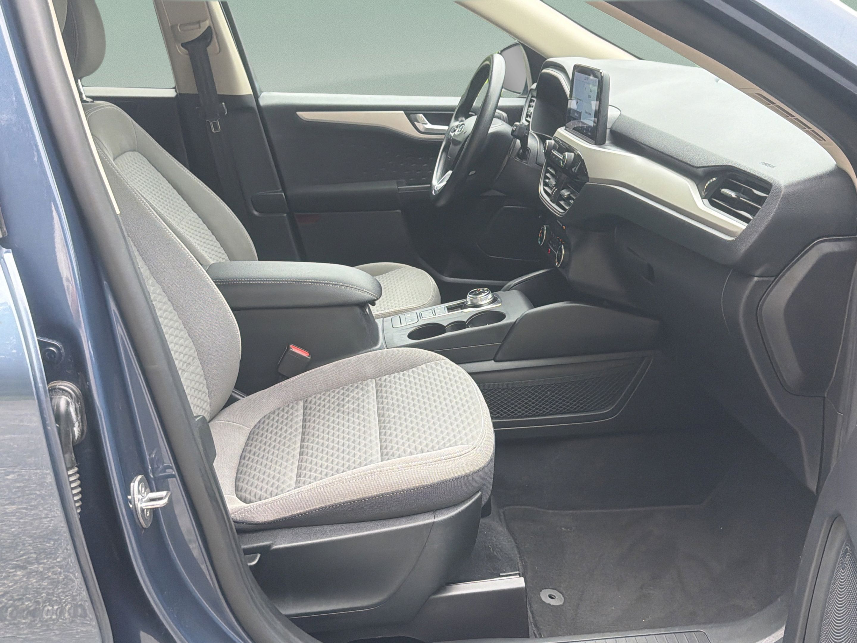 Used 2020 Ford Escape SE FWD image 23