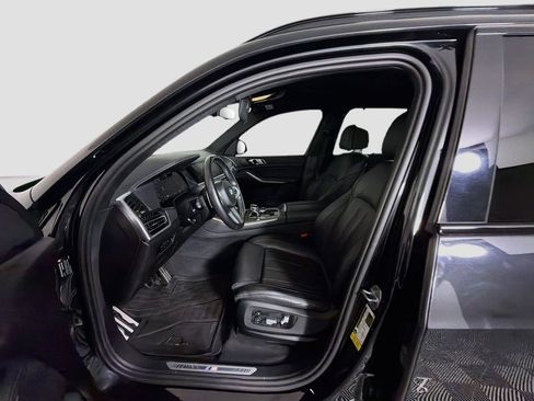 Used 2022 BMW X5 sDrive40i w/ M Sport Package RWD image 13
