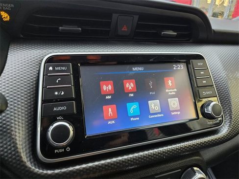 Used 2018 Nissan Kicks S w/ Exterior Package image 24