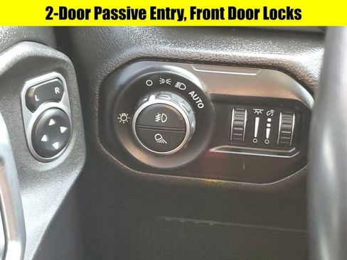 Used 2022 Jeep Gladiator Willys image 20