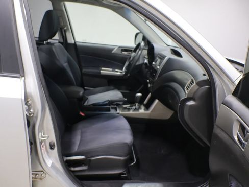 Used 2010 Subaru Forester 2.5X Premium AWD/4WD image 16
