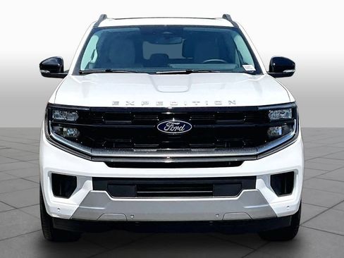 New 2026 Ford Expedition Max Platinum AWD/4WD image 3