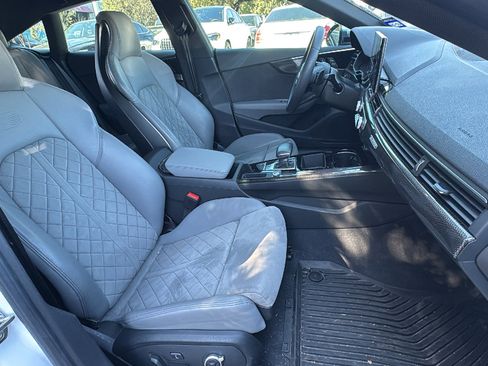 Used 2023 Audi S5 Premium w/ Convenience Package image 32