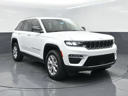 Used 2022 Jeep Grand Cherokee Limited AWD/4WD image 1