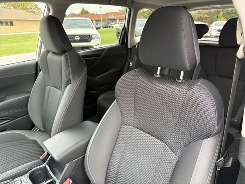 Used 2019 Subaru Forester Premium image 15